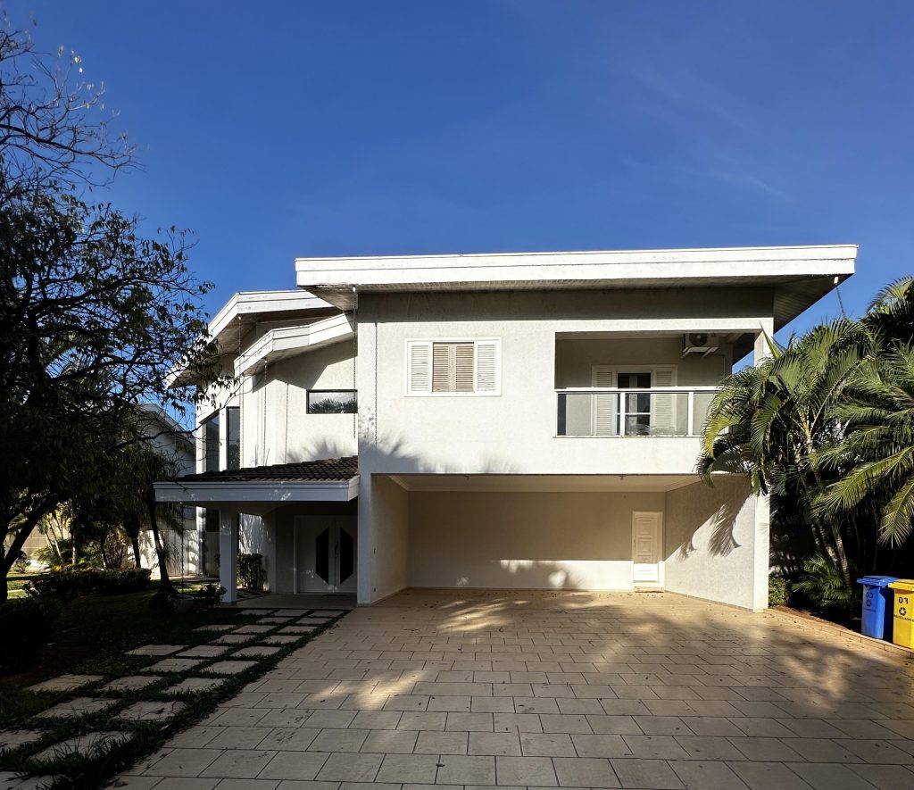 Casa a Venda com 5 dormitórios em condomínio Altos da Represa em Americana